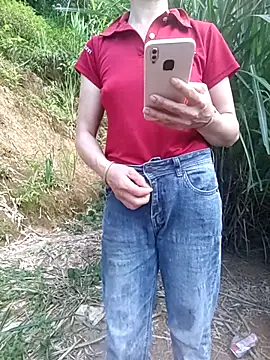 Snapshot of Lucky-beo chatting on July 3, 11:49 am Lucky-beo online show from July 3, 11:49 am