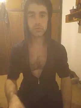 Snapshot of Tomasselo chatting on July 23, 7:56 pm Tomasselo online show from July 23, 7:56 pm