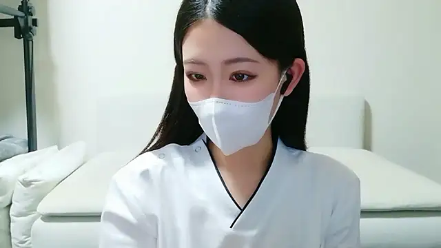 maya chan desu online show from April 9, 2:55 am