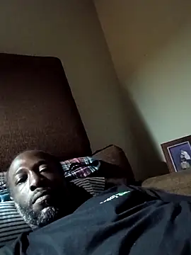 KingBlackStallion online show from April 3, 6:33 am