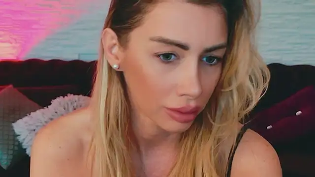 AngelWooW online show from April 6, 5:30 am