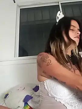 VENUSH STYLO online show from April 15, 1:23 am