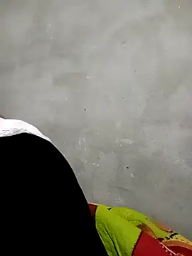 meg 06 online show from April 19, 1:43 pm