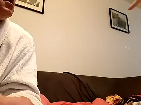 Jahudka47 online show from April 12, 10:15 pm