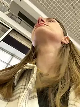 FReyja 44 online show from April 5, 7:38 am