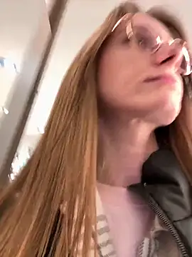 FReyja 44 online show from April 14, 11:49 am