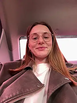 FReyja 44 online show from April 20, 9:56 am