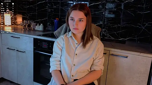LorriMonz online show from May 30, 1:57 am