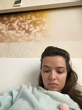 AForbiddenFlower online show from March 31, 6:25 am