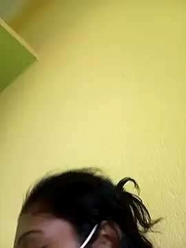 bannerjeesneha20 online show from April 7, 2:01 am