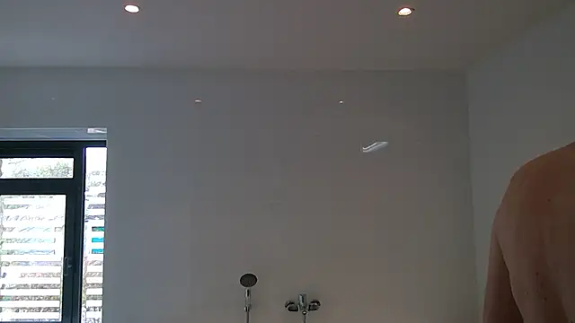 HotLucas66 online show from April 12, 8:30 am