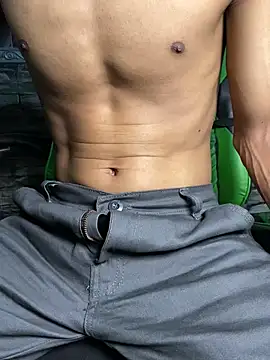 tukangcoli31 online show from April 1, 12:17 pm