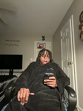 Thirdlegsuave online show from March 27, 10:15 am