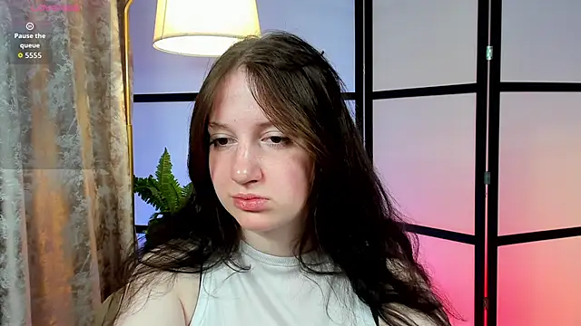 Elisabeth Binder online show from March 31, 4:02 am