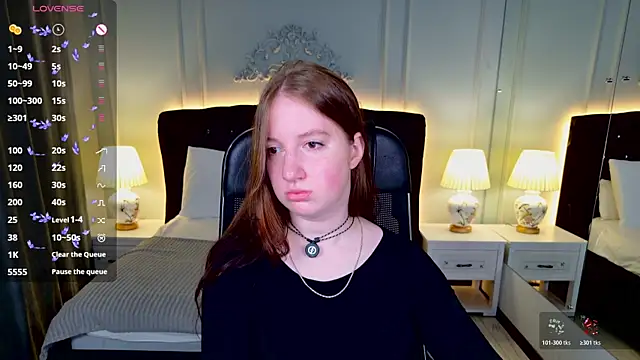 Snapshot of Elisabeth_Binder chatting on June 20, 3:42 am Elisabeth Binder online show from June 20, 3:42 am
