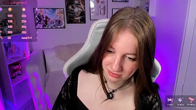 Snapshot of Elisabeth_Binder chatting on June 29, 3:24 am Elisabeth Binder online show from June 29, 3:24 am