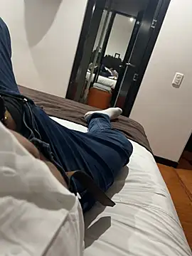 smarfive online show from April 11, 1:10 am