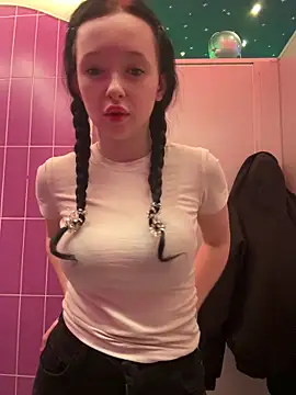 Flora Ray online show from April 8, 1:11 pm