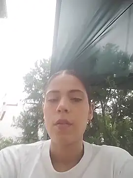 wet vika online show from April 8, 11:32 am