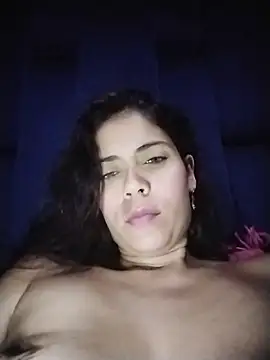 wet vika online show from April 17, 3:31 am