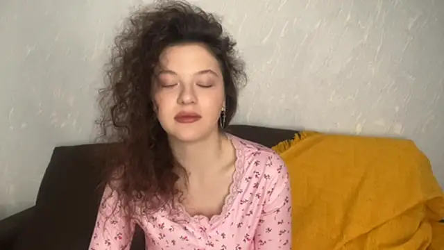 GIowySlava online show from April 14, 6:19 am