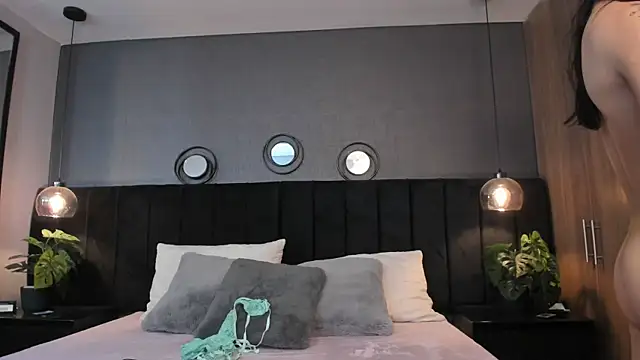 Snapshot of Hanna__mitsury_ chatting on June 23, 1:42 pm Hanna mitsury online show from June 23, 1:42 pm