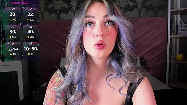  mykinkydoll  online show from April 10, 5:28 pm