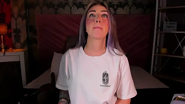  mykinkydoll  online show from April 16, 9:04 pm