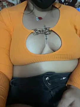Snapshot of Anita_vegaa_ chatting on May 20, 2:23 pm Anita vegaa online show from May 20, 2:23 pm
