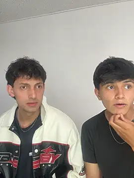 LYAN DYLAN online show from March 24, 9:53 pm