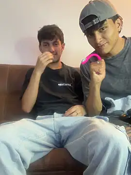 LYAN DYLAN online show from June 2, 12:23 am