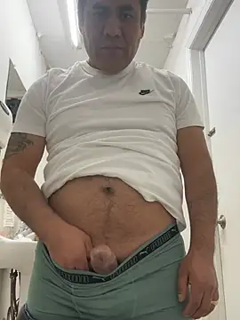 Crossroads5214 online show from March 25, 7:42 pm