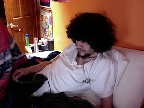 Teddy4420 online show from April 5, 8:11 am