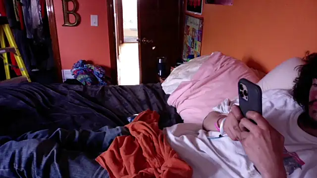 Teddy4420 online show from April 13, 9:09 pm