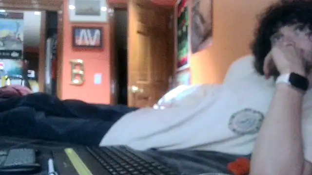 Teddy4420 online show from April 16, 1:50 am