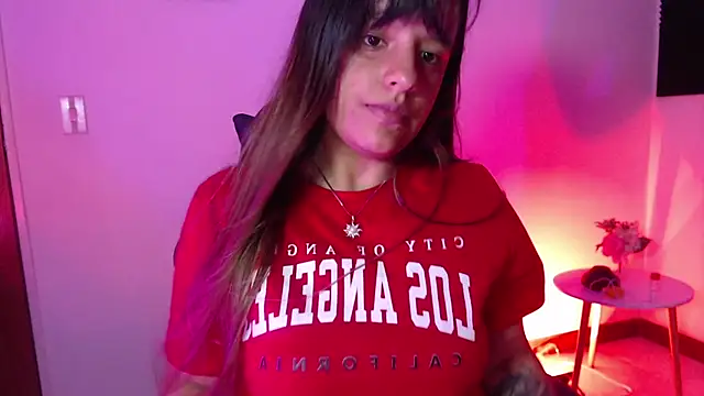 Ivvy Bloom online show from June 3, 12:46 am