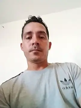 Gabriel leon33 online show from April 2, 2:37 pm