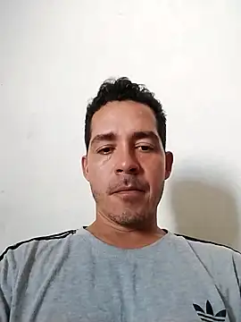 Gabriel leon33 online show from April 13, 8:03 pm