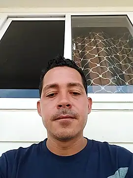 Gabriel leon33 online show from April 18, 8:09 pm