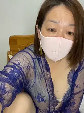 Cherry 258 online show from April 15, 5:20 pm