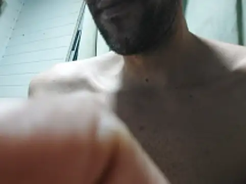 VladTepeslll online show from April 18, 6:39 am