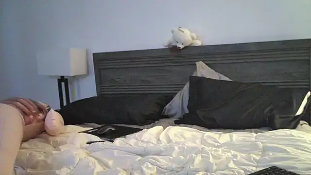 Cutecamboy4you online show from April 13, 4:34 pm