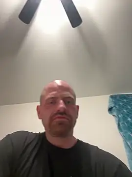 whitelioncody online show from April 18, 5:00 am