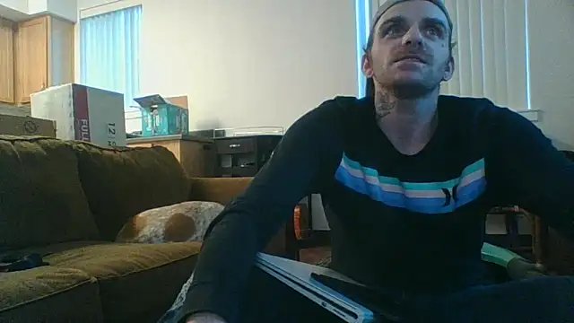 Snapshot of DavidEugeneOr chatting on April 29, 1:15 pm DavidEugeneOr online show from April 29, 1:15 pm