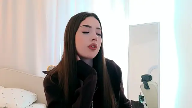 noonespyed online show from April 12, 6:07 am