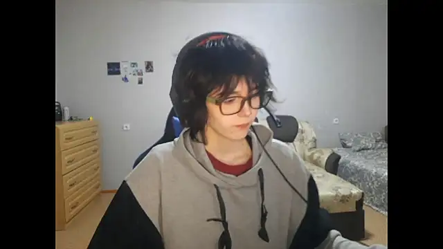 ShaynaLinley online show from April 14, 9:21 pm