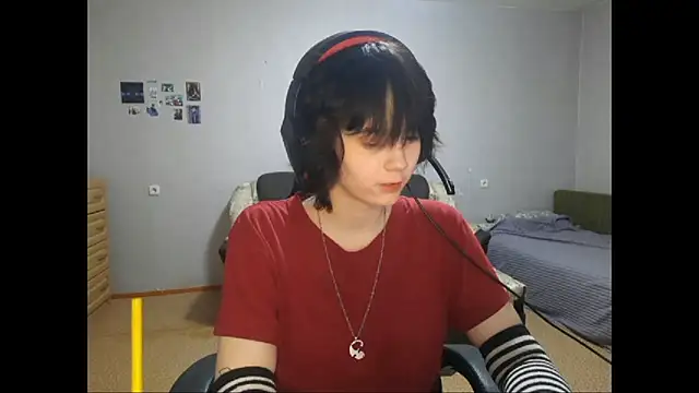 ShaynaLinley online show from April 15, 9:48 pm