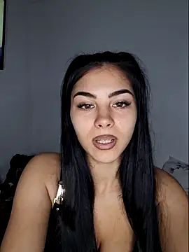 Crissdesire online show from March 26, 9:20 pm