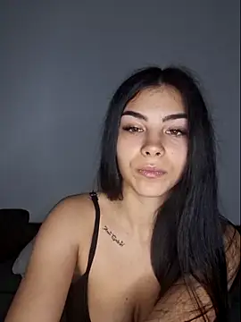 Crissdesire online show from March 27, 3:01 pm