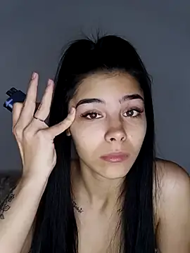 Crissdesire online show from April 11, 12:53 pm